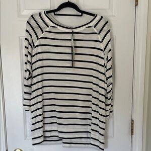 Mix by 41 Hawthorn Black and White Striped Long Sleeve Knit Top NWT 1X